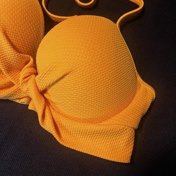 Shade & Shore Woman's 36C Golden Yellow Bikini Top Lined Underwire - Picture 1 of 12